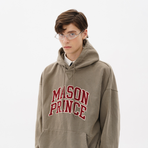MASONPRINCE Collegiate Patch Logo Triangle Hoodie